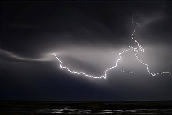 梦见打雷 雷声