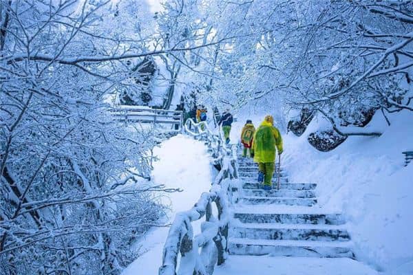 梦见冰天雪地是什么预兆