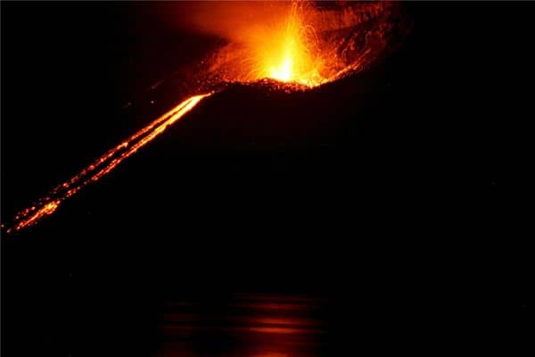 梦到火山爆发逃跑成功