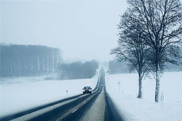 梦见冰雪路面是什么意思