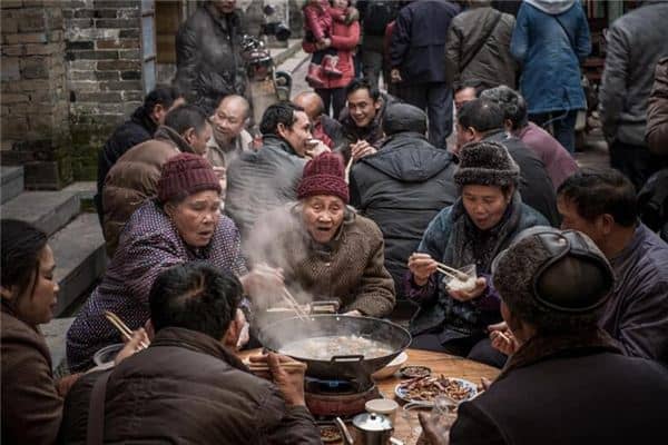 梦见朋友办酒是什么意思