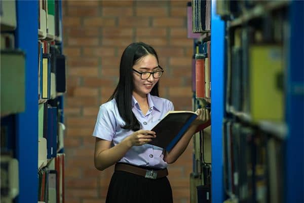 梦见女同学去世了是什么意思