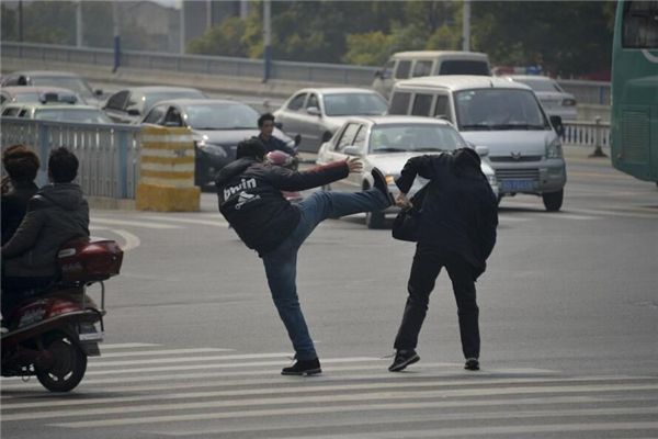 梦见对父母下手是什么意思