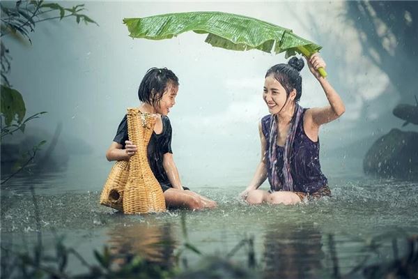 梦见躲雨是什么意思