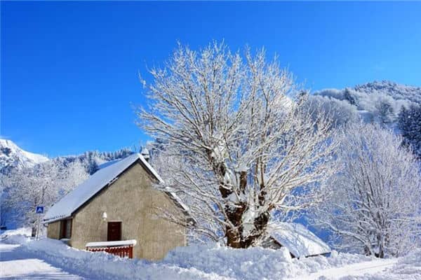 梦见下大雪是什么意思