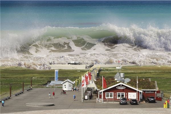 梦见海啸巨大的海浪是什么意思