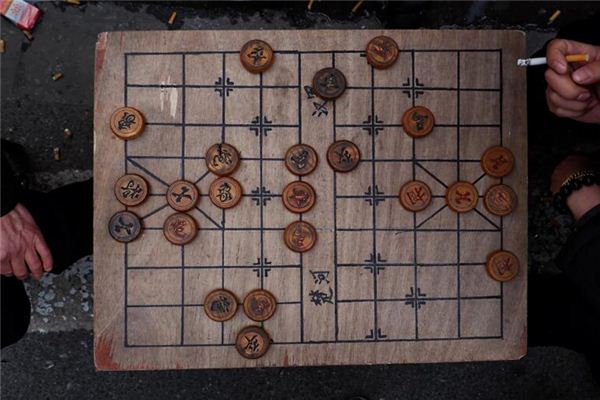 梦见下象棋是什么意思