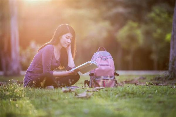 梦见小学女同学是什么意思