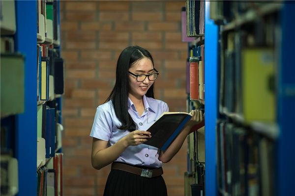 梦见老同学女是什么意思