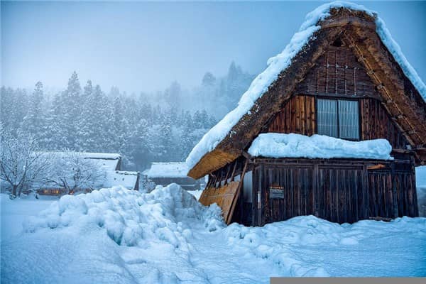 梦见大雪封门是什么意思